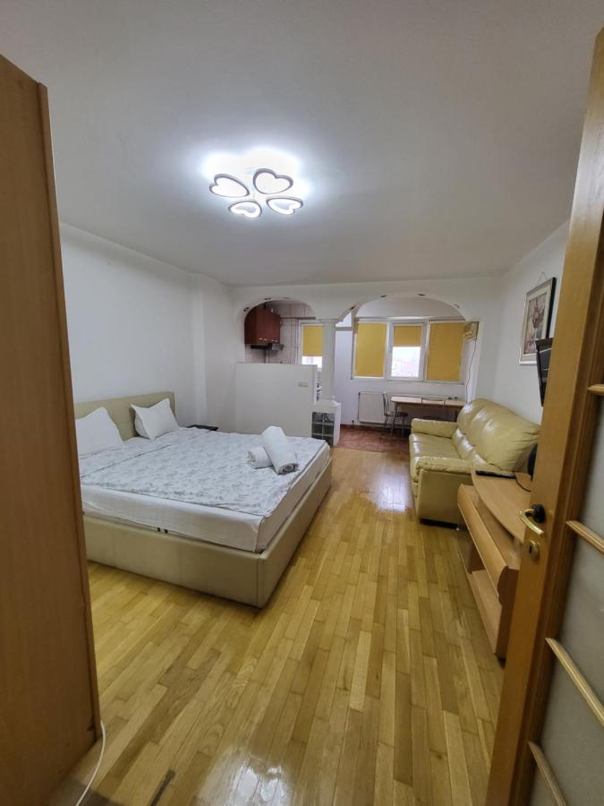Avrig-ferdinand * Bucarest
